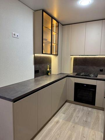 Продам квартиру Роганский  жм 92 бригада 33,индустриальный р-н