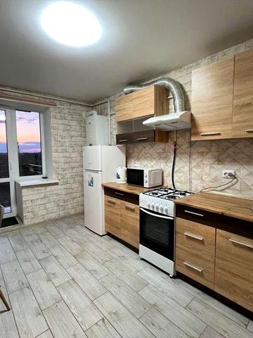 Здаю 1-кім квартиру Залізнична, 20 (власник)