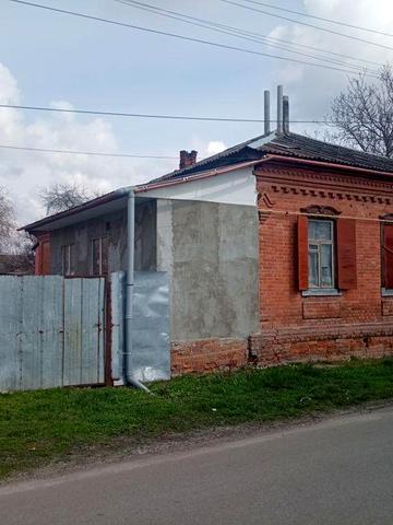 Частина будинку в центрі міста по вул. Гімназійна