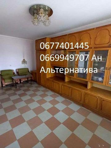 Терміново! Продам 1кім.кв. вул.Малишенка (р-н Центр.ринку) 3/9п 35/17/8