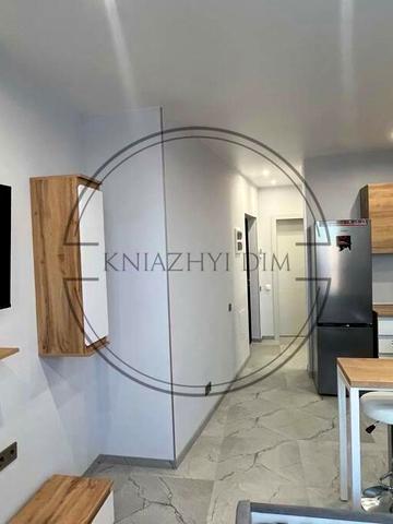 Дніпровська набережна вул., 17-К