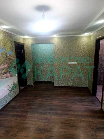 Продам 4-к. квартиру, с. Південне (Южное), 20 км від Харкова, Сумська траса