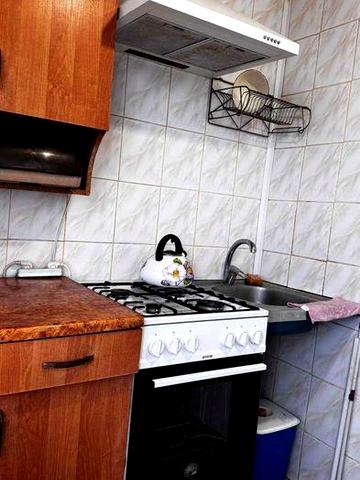 Gy Продам 3х кімнатну квартиру  пров. Баварський