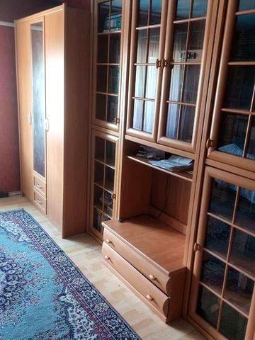 Здам окрему частину будинку по Київській
