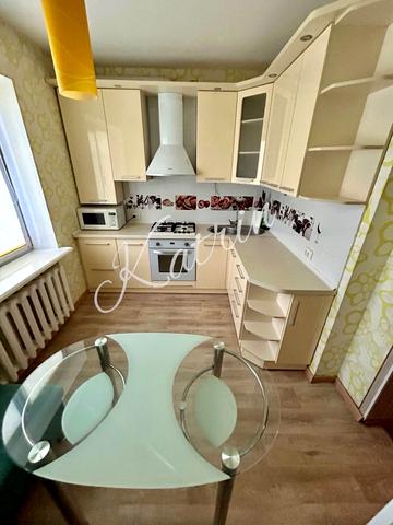 Рубіновий бульв., 12