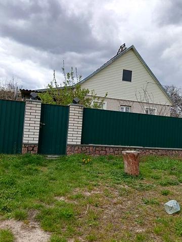 Продається дім деревяний обкладений цеглою Хорошів