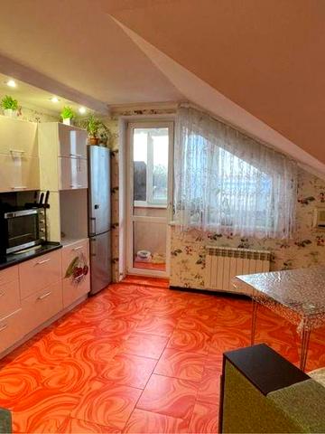 Оренда просторної 2-кімнатної квартири 65м2 в с. Білогородка