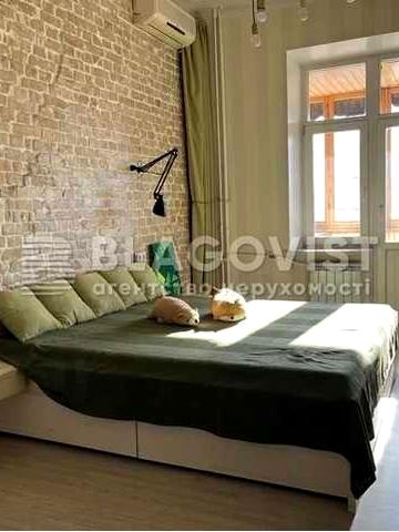 Продаж квартири Голосіївський парк 3-к 126м2 Сталінка(Цегла)вул.Голосіївська Метро 15 хвл ЖК Сталінка
