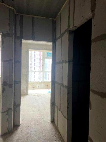 Продаж 1-кім квартири готової до ремонту, центр міста, Княгинин ЖК Княгинин