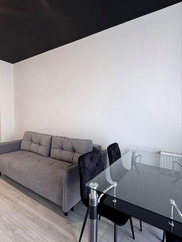 Перша здача. Велика 1,5 кімнатна. ЖК Садовий