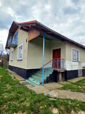 Продається затишний будинок у селі Сихів (15 км до Стрия)