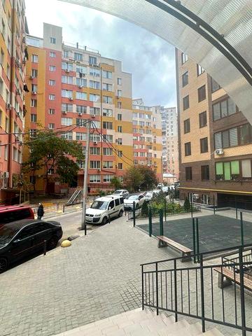 Продам 2-ком. квартиру 51м с газовым котлом, кирпич, Под е Видновлення ЖК Дюшес