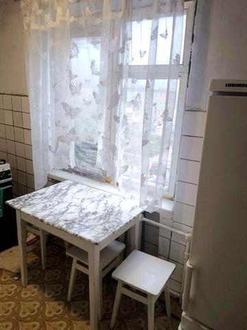 Сдам 3 комн. Космос.