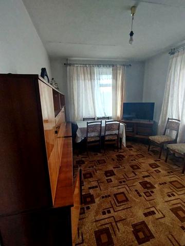 Карлівка. 3х кімнатна квартира Чешка. Цегляний будинок. Центр міста.