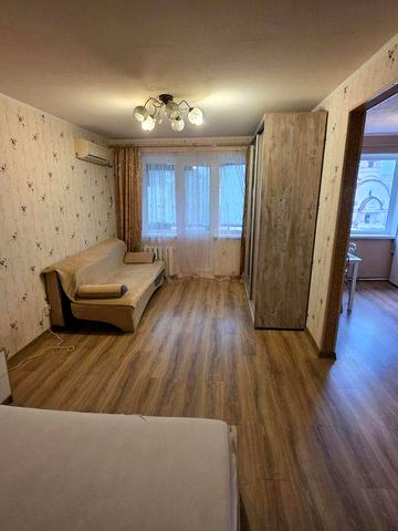 Сдам 1  кімнатну квартиру на Квітки Цісик будинок 7 ,Гулі Корольовой,Косіора.