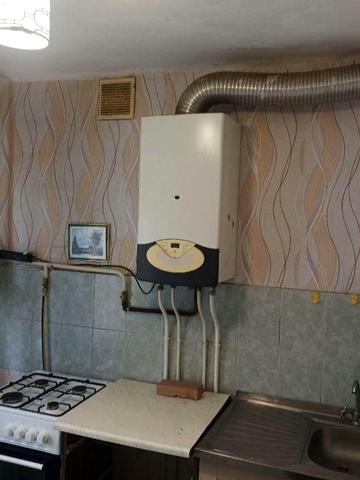 Здається двох кімнатна квартира .