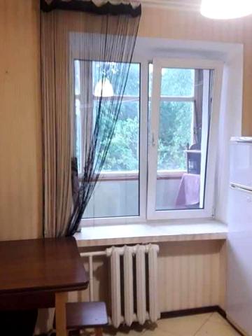 В продаже 1 комнатная квартира 32м2 с ремонтом, 3-й этаж,ул. 23 Августа, Павлово Поле VI