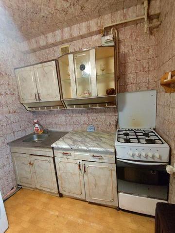 Сдам 2 комн квартиру на Черёмушках! Малиновского!