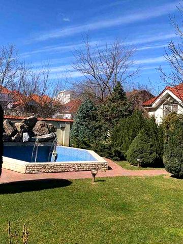 Дом 250 м 13 ст Б Фонтана 13 соток ландшафтный дизайн 5 комн 4 спальни