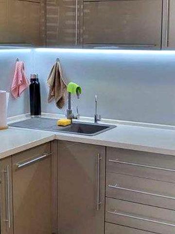 Власник. Продаж 3к кварира. Вул. Хорольська 3 Встановленно резервне живлення.