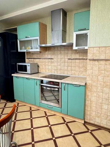 Простора 2 кім кв (євротрьошка) по вул. Набережна, 22! м. Вишгород