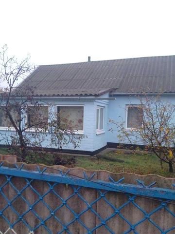Продам невеликий затишний будинок  смт Нововоронцовка