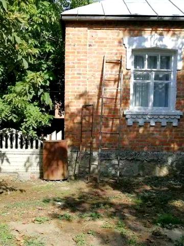 (8) Продам будинок в Микулинцях 9726