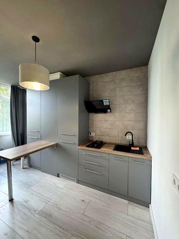 Практична вул., 3