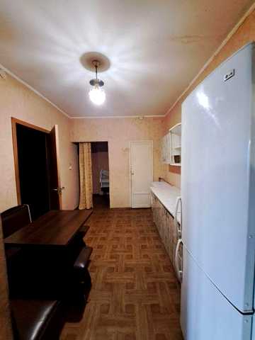 Продам 3 кімнатну квартиру на землі