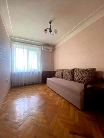 3к квартира метро Червоний Хутір