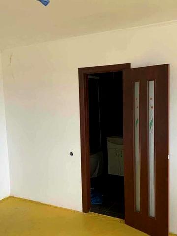 Продам 1-кімнатну квартиру-студію у Світловодську!