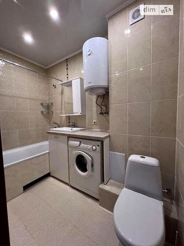 Довгострокова оренда 1к Квартира Озерна вулиця