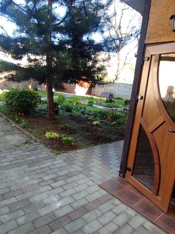 Терміново здається 1 км квартира ЦЕНТР,в. Кордуби !