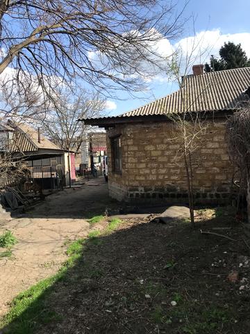 Каштанова вул. (Щорса), 25