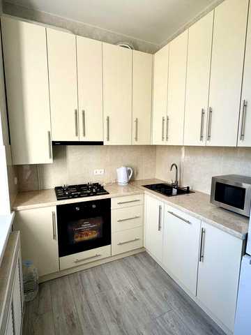 Продам 4к.квартиру. 2 поверх. Сертифікат+