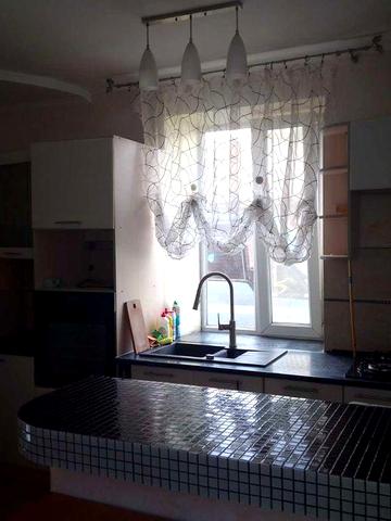 Здається будинок по вулиці Центральна