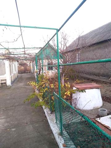 Продам дом пгт Ивановка,Одесская обл.  56м2  6 соток , газ сан узел все коммуникации 70 км от Одессы