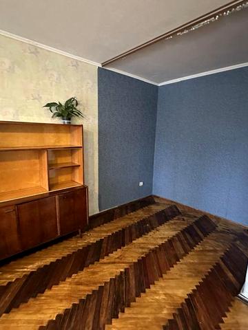 Оренда однокімнатноі  по вул.Садова 3 поверх