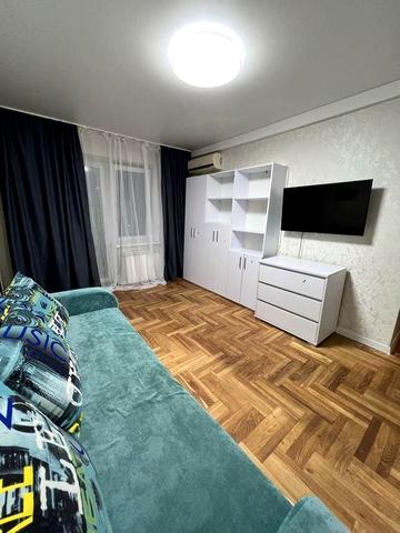 ПРОДАЖ 3-КІМНАТНОЇ КВАРТИРИ , ДНІПРОВСЬКИЙ РАЙОН
