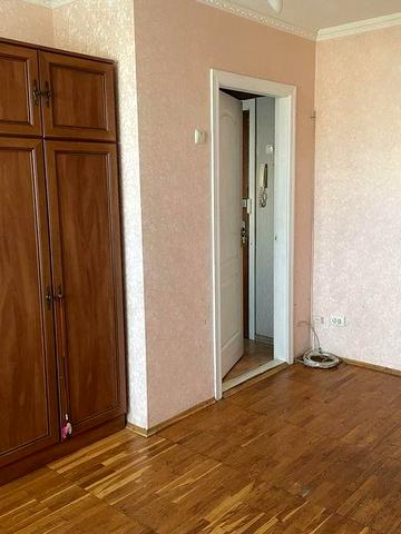 Продаж 1 кімнатної квартири по вул. Ялтинська 9А