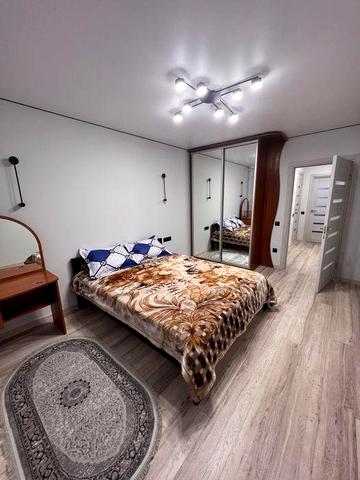 Оренда простороі квартири, 2кім , кухня вітальня