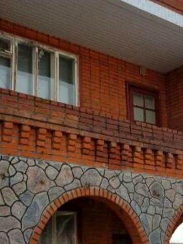 Продам Дім  місто. Білики  Полтавська обл.з гаражем під СТО.