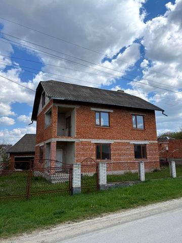 Продається будинок в м. Борщів