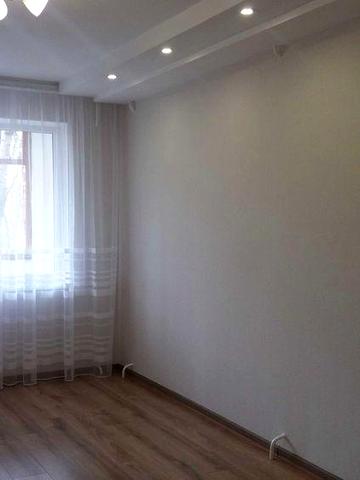 Сдаю срочно 1комн.кв Колодезная р-н Марк Плаза, 3этаж, 42м,без мебели,свежий евроремонт