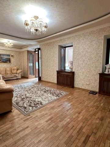 ТЦ Вавілон |93м2 Паркомісце | Можливий продаж по сертифікату