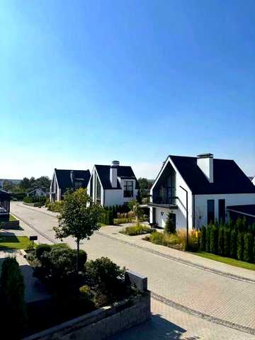 Терміновий! ПРОДАЖ! Будинок у котеджому містечку VILLAGGO! Власна земельна ділянка, поруч ліс, озеро