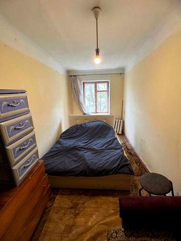 Продам 3-х кімнатну квартиру. Метро 23 Серпня. Газ.