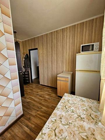 Сдам 1 ком. квартиру с капремонтом у выхода метро Холодная Гора.
