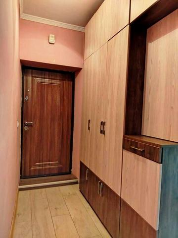 ПРОДАМ 2-кімнатну квартиру з індивідуальним газовим опаленням.