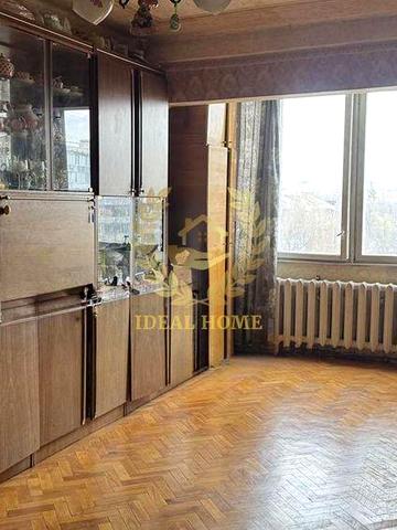 Продам 2-кімнатну квартиру по вул. Шулявська
